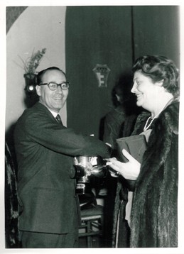 72 1960 Premiazione AA